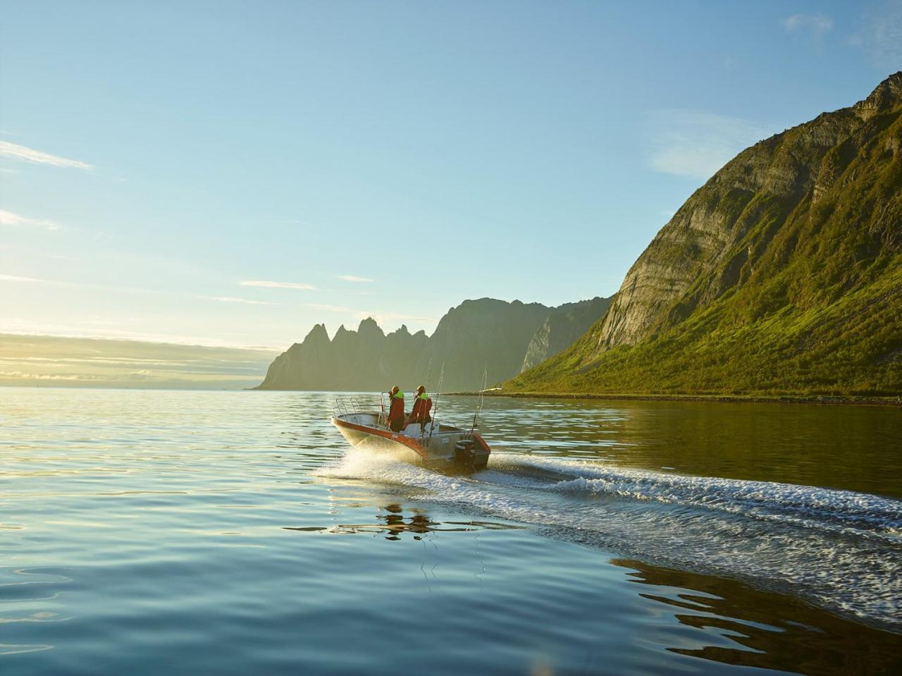 Northern Light Hotell/Camp Steinfjord Berg  외부 사진